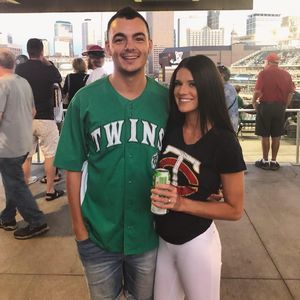 Meet your Posher, Carson